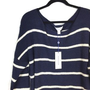 NWT Navy White Striped Long Sleeve Sweater sz XL